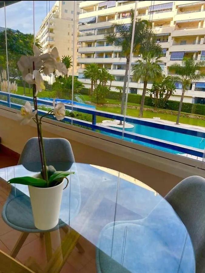 Precioso Apartamento Διαμέρισμα Μαρμπέλλα